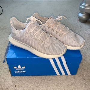 Practically brand new!! I don’t want them anymore. Only worn once !!!